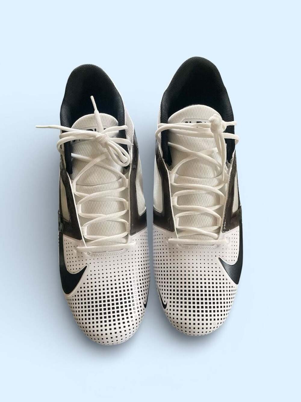 size 18 mens not 17 Nike Alpha Menace 4 Pro Football Cleats White/Black FZ7702-